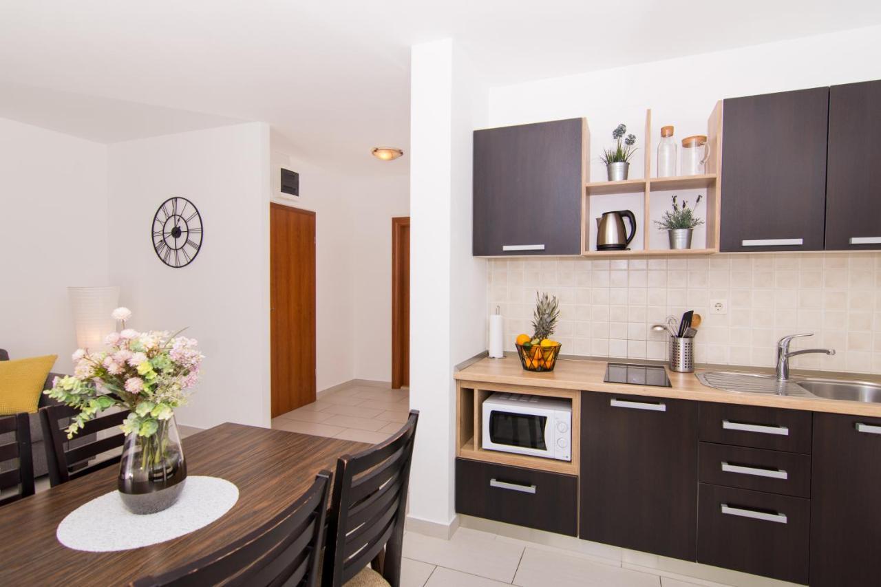 Apartments Rici Bol Ngoại thất bức ảnh