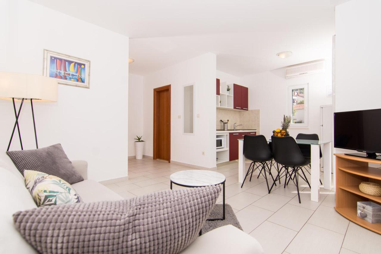 Apartments Rici Bol Ngoại thất bức ảnh
